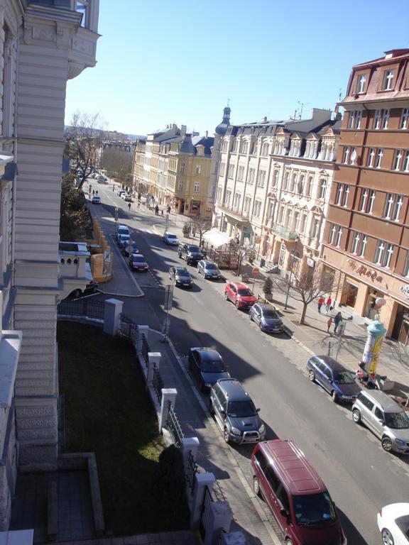 Apartment Themis Karlsbad Eksteriør billede
